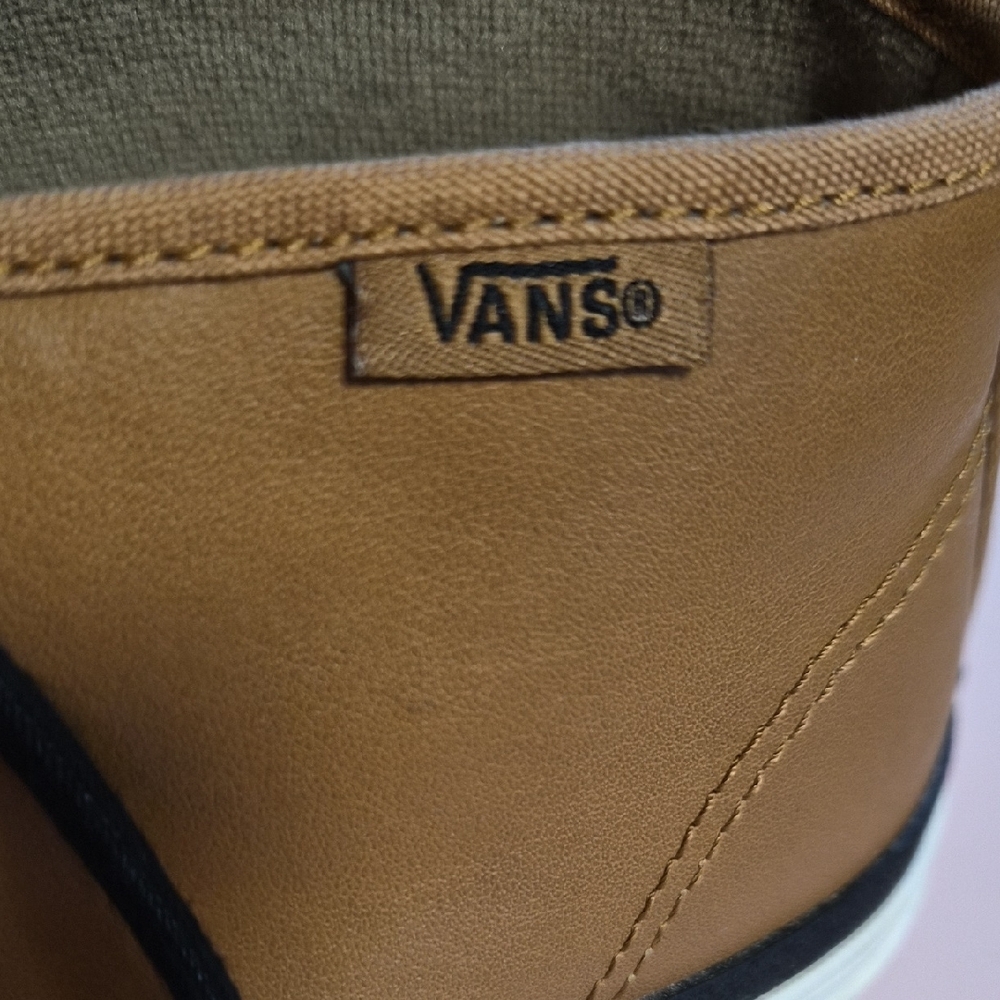 Vans Two-Tone Brown and Black Sneakers - Picture 10 of 10